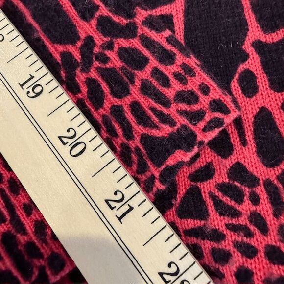 Halogen Cashmere Wool Blend Abstract Animal Print Pink Black Size Small Petite - Picture 9 of 10
